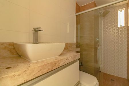 Apartamento para alugar com 88m², 3 quartos e 2 vagas Apartamento para alugar com 88m², 3 quartos e 2 vagasBanheiro 2