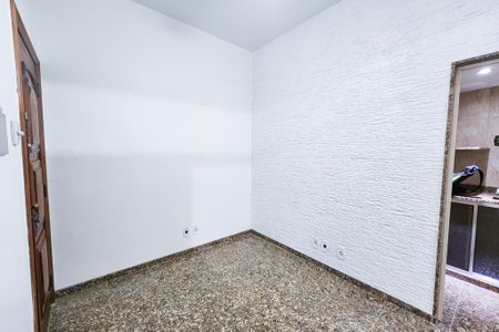 Apartamento à venda com 28m², 1 quarto e sem vagaSala