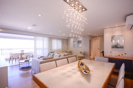 Apartamento à venda com 144m², 3 quartos e 2 vagasSala