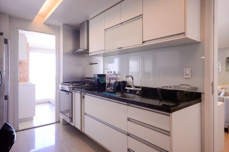 Apartamento à venda com 144m², 3 quartos e 2 vagasCozinha