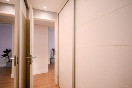 Apartamento à venda com 144m², 3 quartos e 2 vagasQuarto 1 - Suite