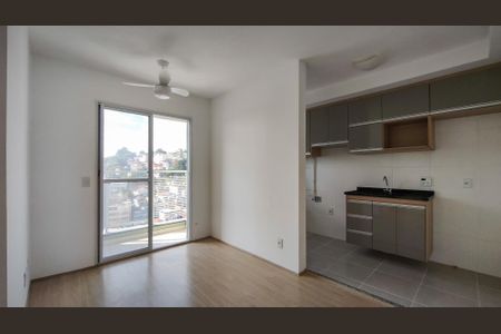 Apartamento para alugar com 40m², 2 quartos e sem vaga Apartamento para alugar com 40m², 2 quartos e sem vagaSala