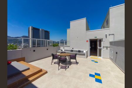 Apartamento para alugar com 40m², 2 quartos e sem vaga Apartamento para alugar com 40m², 2 quartos e sem vagaTerraço