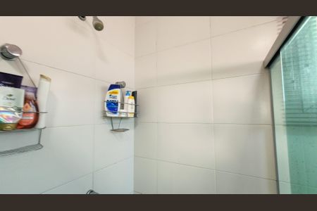 Casa de condomínio à venda com 275m², 3 quartos e 4 vagasBanheiro da Suíte 1