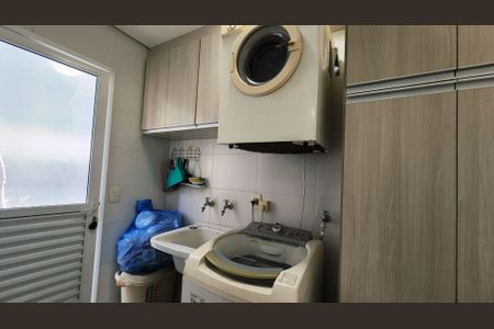 Casa de condomínio à venda com 275m², 3 quartos e 4 vagasÁrea de Serviço