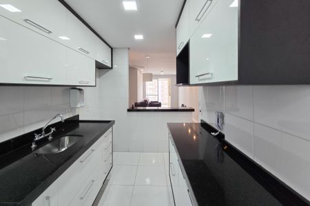 Apartamento à venda com 82m², 3 quartos e 2 vagasCozinha