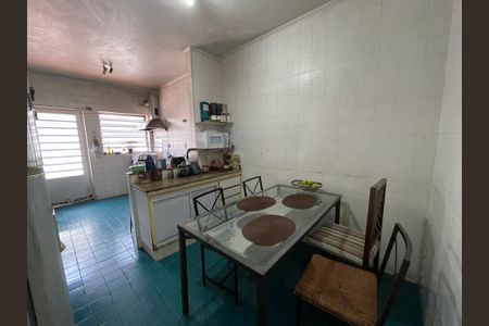 Casa à venda com 367m², 5 quartos e 2 vagas Casa à venda com 367m², 5 quartos e 2 vagasCozinha