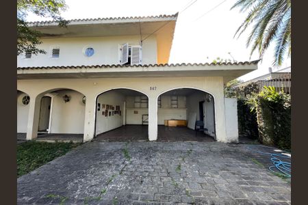 Casa à venda com 367m², 5 quartos e 2 vagas Casa à venda com 367m², 5 quartos e 2 vagasÁrea comum