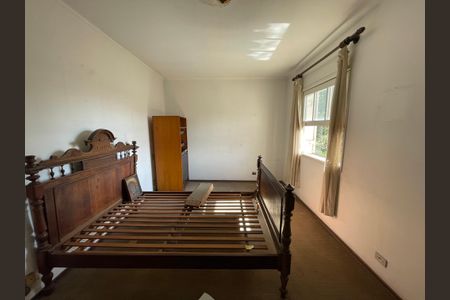 Casa à venda com 367m², 5 quartos e 2 vagas Casa à venda com 367m², 5 quartos e 2 vagasQuarto 2