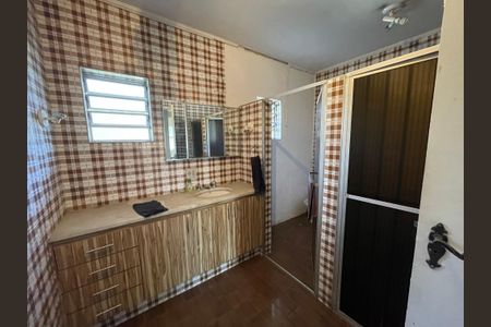 Casa à venda com 367m², 5 quartos e 2 vagas Casa à venda com 367m², 5 quartos e 2 vagasBanheiro 3