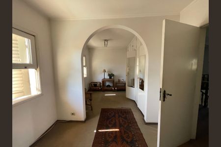 Casa à venda com 367m², 5 quartos e 2 vagas Casa à venda com 367m², 5 quartos e 2 vagasQuarto 3