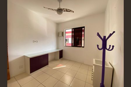 Apartamento à venda com 94m², 3 quartos e 2 vagasQuarto 2