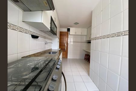 Apartamento à venda com 94m², 3 quartos e 2 vagasCozinha