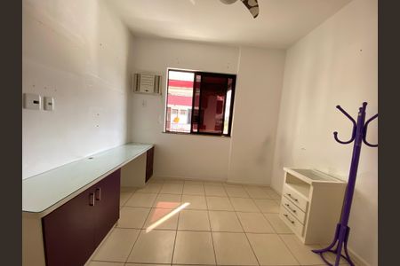 Apartamento à venda com 94m², 3 quartos e 2 vagasQuarto 2