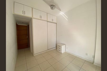 Apartamento à venda com 94m², 3 quartos e 2 vagasSuíte
