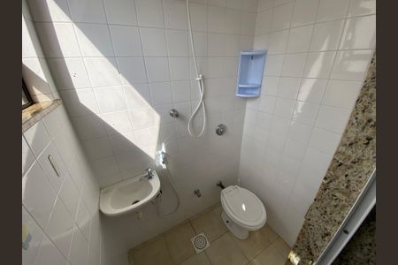 Apartamento à venda com 94m², 3 quartos e 2 vagasBanheiro de Serviço