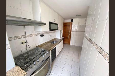 Apartamento à venda com 94m², 3 quartos e 2 vagasCozinha