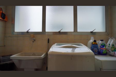 Apartamento à venda com 75m², 3 quartos e 1 vaga Apartamento à venda com 75m², 3 quartos e 1 vagaÁrea de Serviço