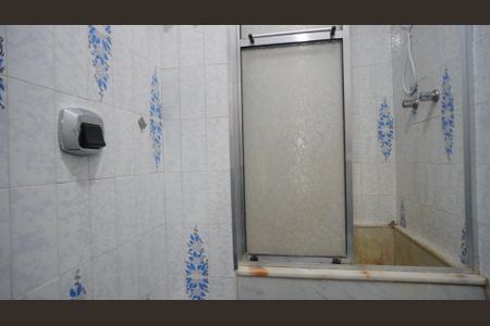 Apartamento à venda com 75m², 3 quartos e 1 vaga Apartamento à venda com 75m², 3 quartos e 1 vagaBanheiro