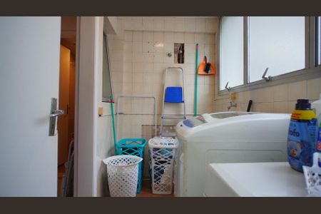 Apartamento à venda com 75m², 3 quartos e 1 vaga Apartamento à venda com 75m², 3 quartos e 1 vagaÁrea de Serviço