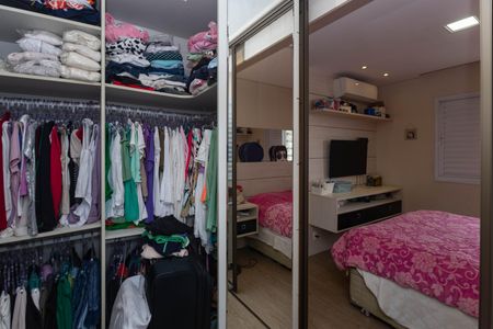 Apartamento à venda com 100m², 2 quartos e 2 vagasCloset da Suíte 1