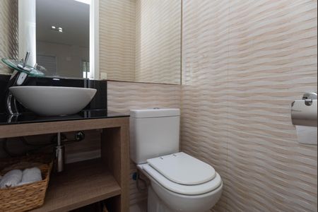 Apartamento à venda com 100m², 2 quartos e 2 vagasLavabo