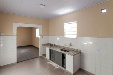 Casa para alugar com 120m², 3 quartos e 2 vagasCozinha