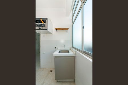 Apartamento à venda com 65m², 2 quartos e 1 vagaÁrea de Serviço