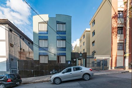 Apartamento à venda com 65m², 2 quartos e 1 vagaFachada