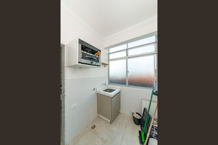 Apartamento à venda com 65m², 2 quartos e 1 vagaÁrea de Serviço