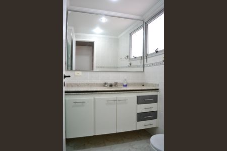 Apartamento para alugar com 90m², 4 quartos e 2 vagasBanheiro da suíte