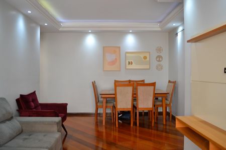 Apartamento para alugar com 90m², 4 quartos e 2 vagasSala