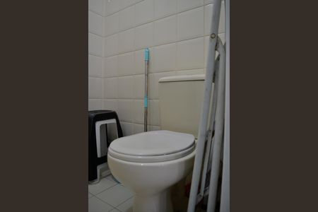 Apartamento para alugar com 90m², 4 quartos e 2 vagasBanheiro de Serviço