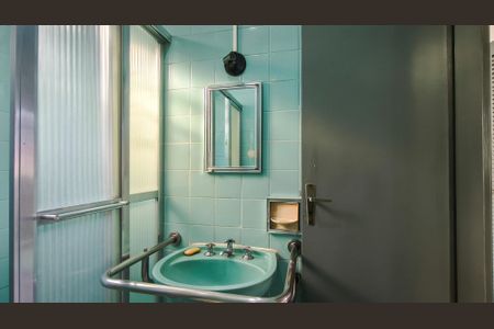 Apartamento à venda com 70m², 3 quartos e sem vaga Apartamento à venda com 70m², 3 quartos e sem vagaBanheiro