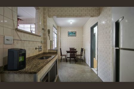 Apartamento à venda com 70m², 3 quartos e sem vaga Apartamento à venda com 70m², 3 quartos e sem vagaCozinha