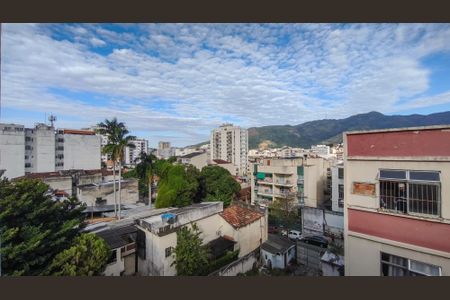 Apartamento à venda com 70m², 3 quartos e sem vaga Apartamento à venda com 70m², 3 quartos e sem vagaVista do Quarto 2