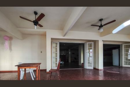 Apartamento à venda com 70m², 3 quartos e sem vaga Apartamento à venda com 70m², 3 quartos e sem vagaÁrea comum - Salão de festas