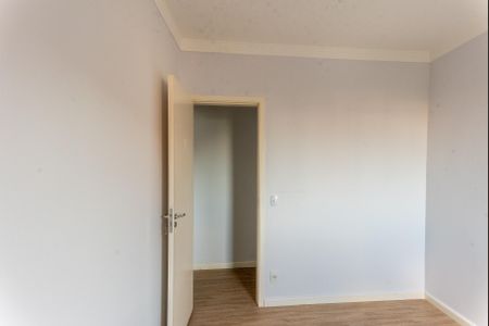 Apartamento à venda com 80m², 3 quartos e 2 vagasQuarto 2