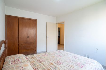 Apartamento à venda com 127m², 3 quartos e 1 vaga Apartamento à venda com 127m², 3 quartos e 1 vagaQuarto 2