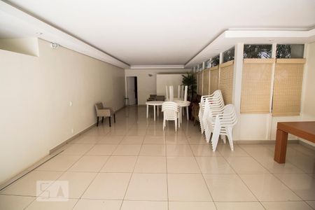Apartamento à venda com 127m², 3 quartos e 1 vaga Apartamento à venda com 127m², 3 quartos e 1 vagaÁrea comum