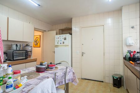 Apartamento à venda com 127m², 3 quartos e 1 vaga Apartamento à venda com 127m², 3 quartos e 1 vagaCozinha