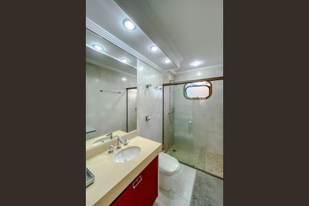 Apartamento à venda com 220m², 3 quartos e 2 vagasBanheiro