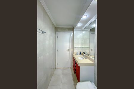 Apartamento à venda com 220m², 3 quartos e 2 vagasBanheiro