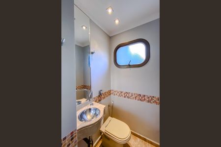 Apartamento à venda com 220m², 3 quartos e 2 vagasLavabo