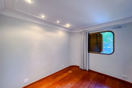 Apartamento à venda com 220m², 3 quartos e 2 vagasSuíte