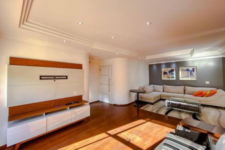 Apartamento à venda com 220m², 3 quartos e 2 vagasSala
