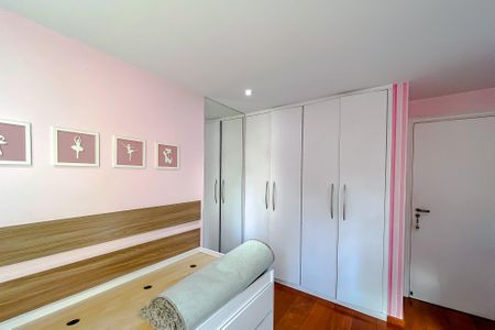 Apartamento à venda com 220m², 3 quartos e 2 vagasQuarto 1