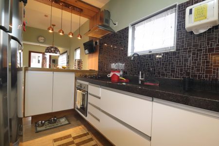 Casa à venda com 348m², 3 quartos e 12 vagasCasa 2 - Cozinha