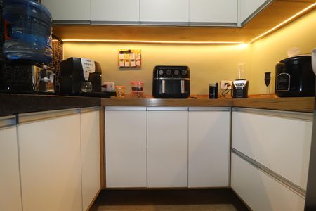 Casa à venda com 348m², 3 quartos e 12 vagasCasa 2 - Cozinha