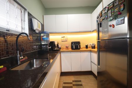 Casa à venda com 348m², 3 quartos e 12 vagasCasa 2 - Cozinha